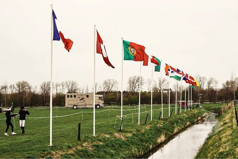 vlaggen bij north holland horse trials
