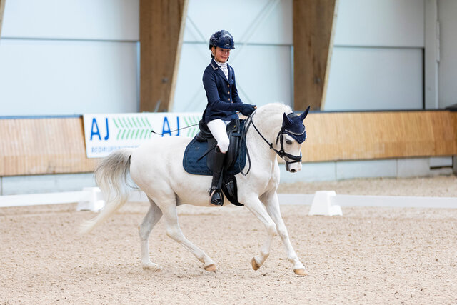 leden van het knhs talententeam 2024 staan met zijn allen op de foto