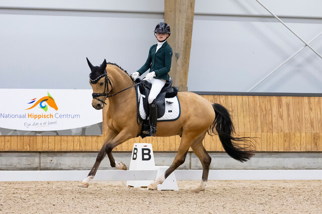 leden van het knhs talententeam 2024 staan met zijn allen op de foto