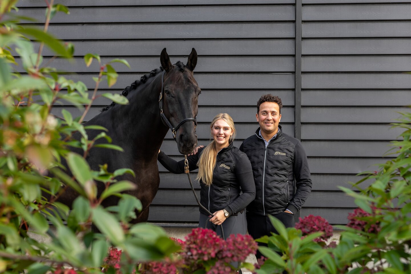 alle vrijwilligers voor het hippische centrum van de west stichtse ruiters 